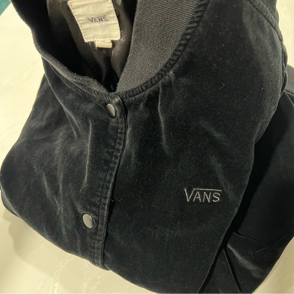 Vans Women’s Velvet Black Bomber Jacket Size M - Picture 6 of 12